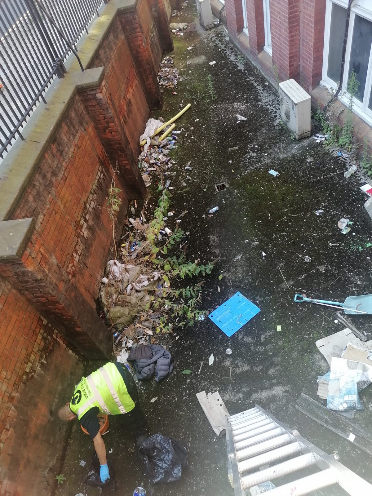 5fd74ce1-8a09-4f5a-81de-e344468c3dd6