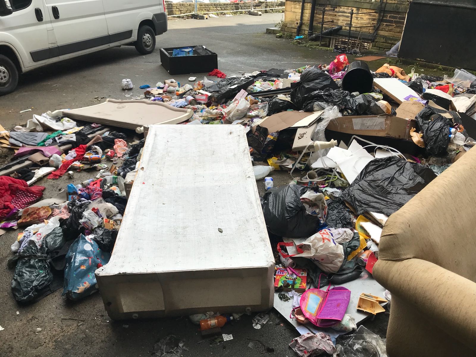 e3bf31d3-205f-4315-aa1d-1eac4e814e72