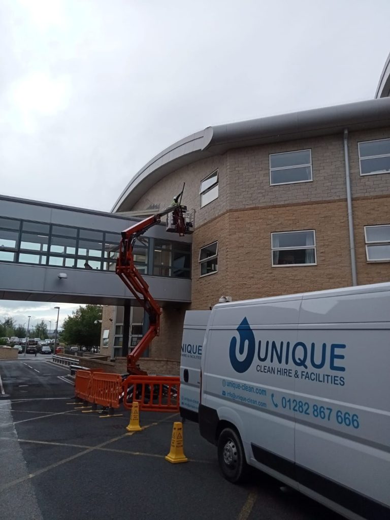 f4335b28-9e22-48e4-b3e3-d5f55b61cc2b